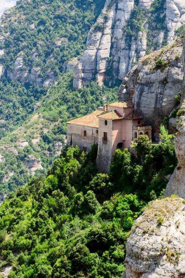 Xalet De La Muntanya El Brucmontserrat Екстериор снимка
