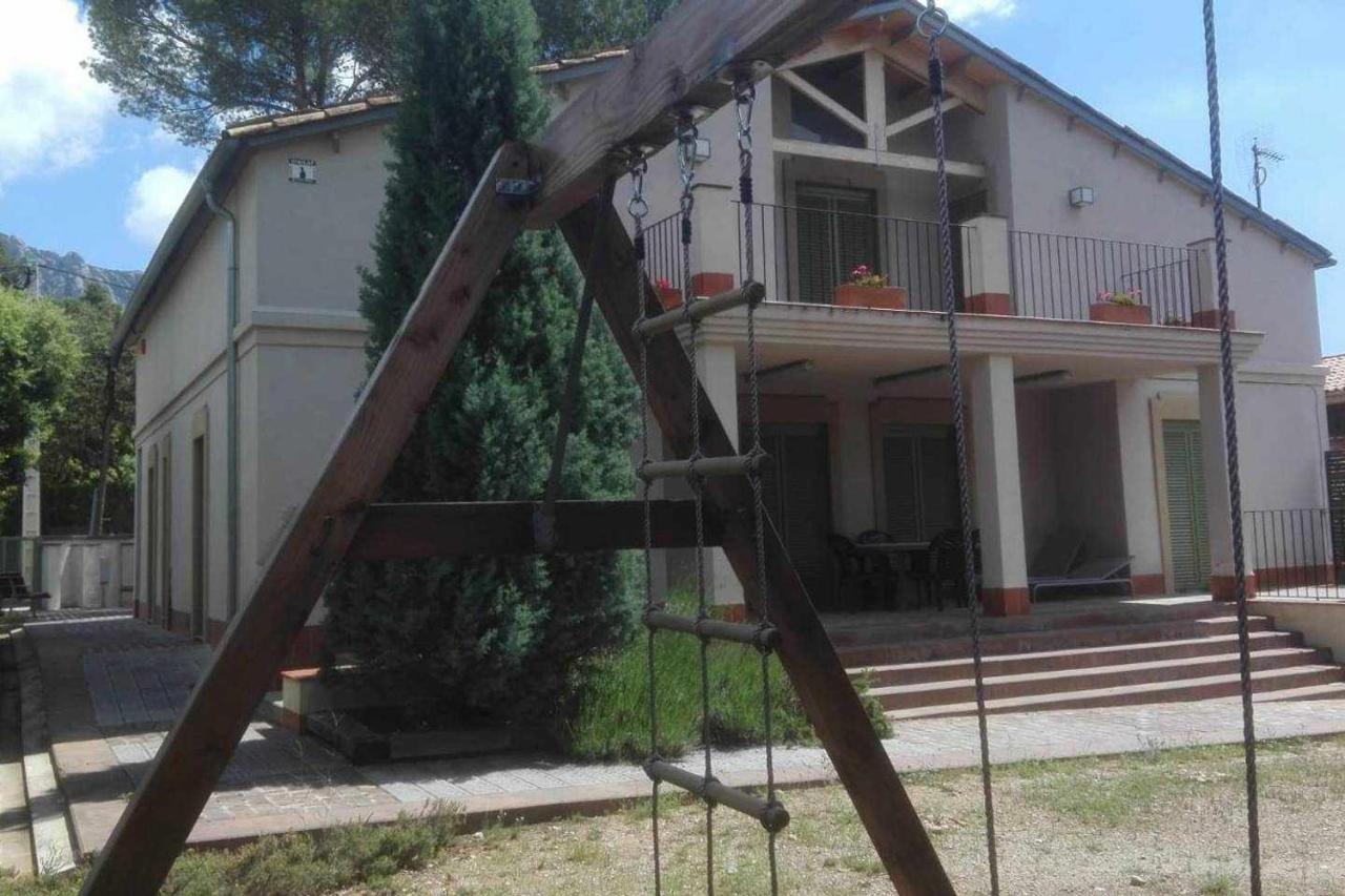Xalet De La Muntanya El Brucmontserrat Екстериор снимка